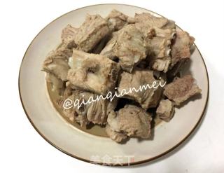 Nutritious and Delicious Stewed Ribs recipe