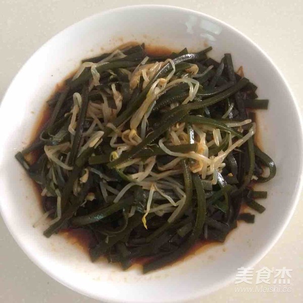 Bean Sprouts Mixed with Kelp recipe