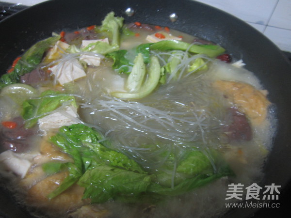 Medicated Chicken Hot Pot recipe