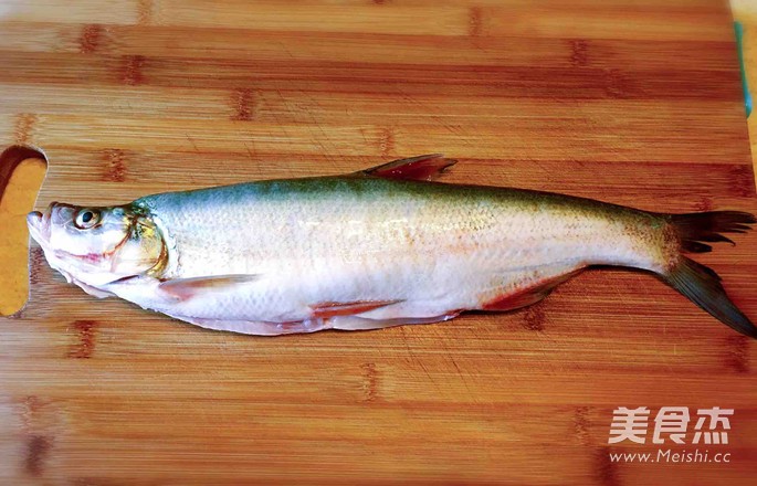 Steamed Taihu White Fish recipe