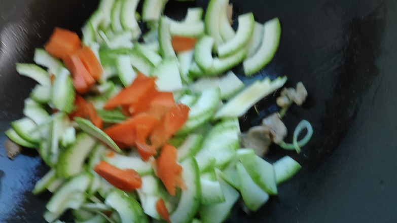 Fried Zucchini with Fungus recipe