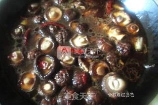 Stewed Chicken Drumsticks with Mushrooms recipe