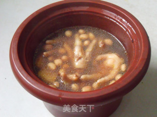 Peanut Soup with Chicken Feet recipe