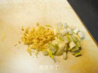 Private Beijing-style Stir-fry "three Ding Sauce" recipe