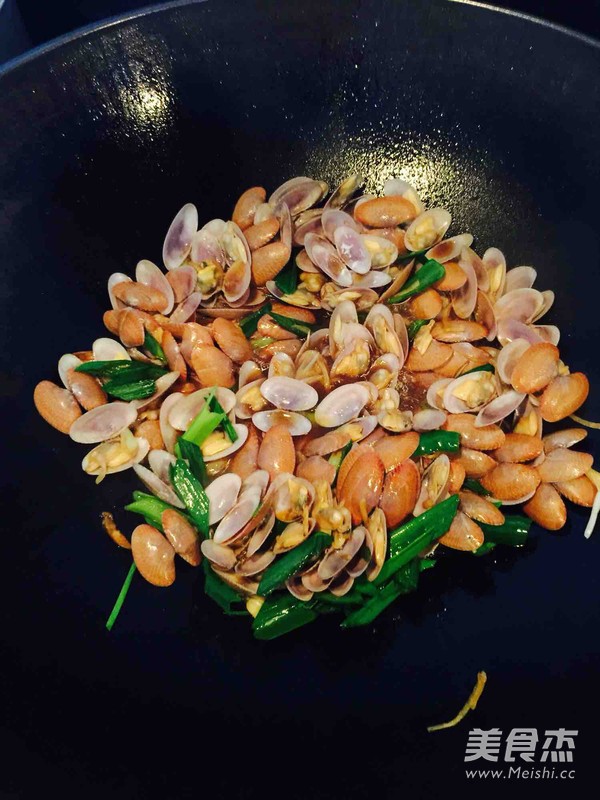 Spicy Stir-fried Flower Jia recipe