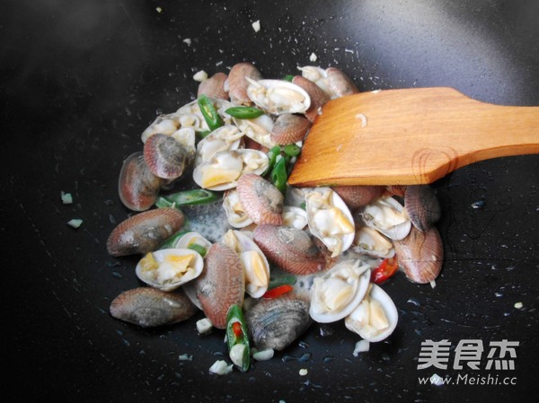 Spicy Fried Clams recipe