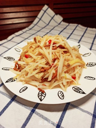 Stir-fried Pork with Lotus Root recipe