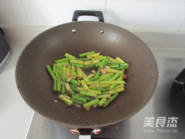 Black Pepper Asparagus Beef recipe