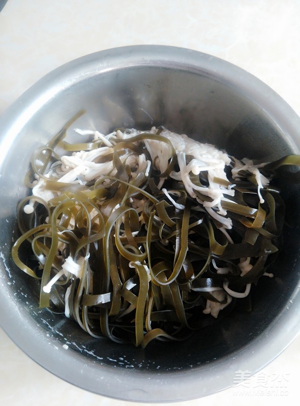 Golden Needles Mixed with Kelp Shreds recipe