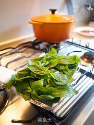 Steak Sandwich + Quick Tofu Skin Cold Dish recipe