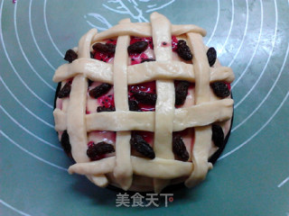 Layers of Bread with Jam and Raisins recipe