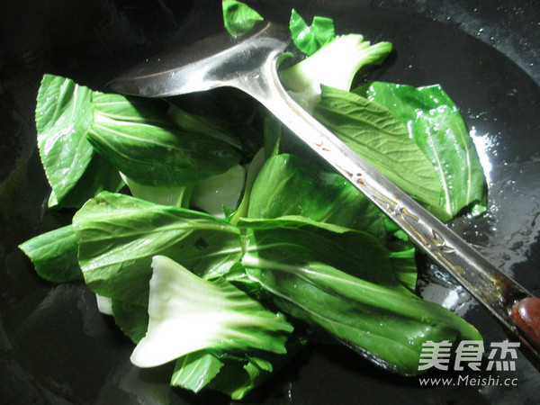 Boiled Vermicelli with Vegetables and Light Shell Balls recipe