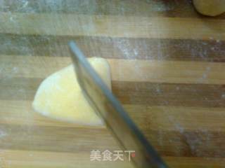 Pumpkin Sesame Trotter Roll recipe