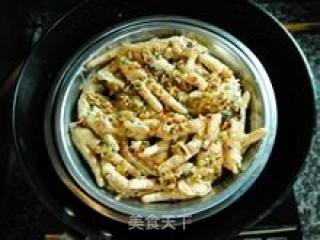 Rich Complex Delicacy-steamed Chicken Feet with Powder recipe