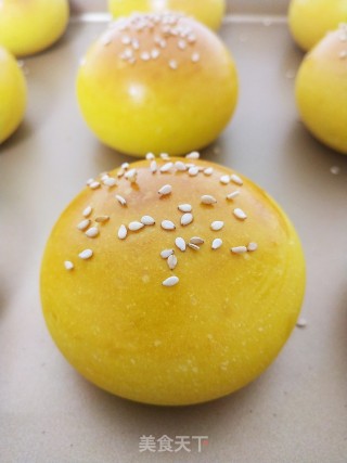 Pumpkin Meal Buns recipe
