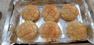 Custard Pineapple Bun recipe