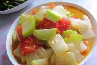 Stir-fried Gourd with Tomatoes recipe