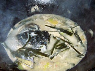 Deep Flavored Fish Head Seaweed Soup recipe