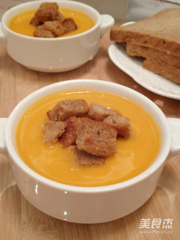 Pumpkin Soup with Bread recipe