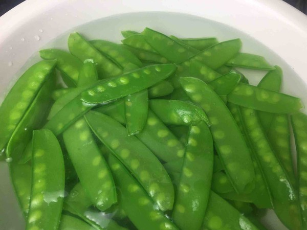 Cold Snow Peas recipe