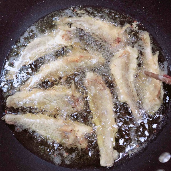 Tempura Small Yellow Croaker recipe