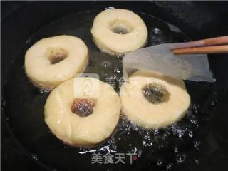 #aca烤明星大赛#chocolate Colorful Donuts recipe