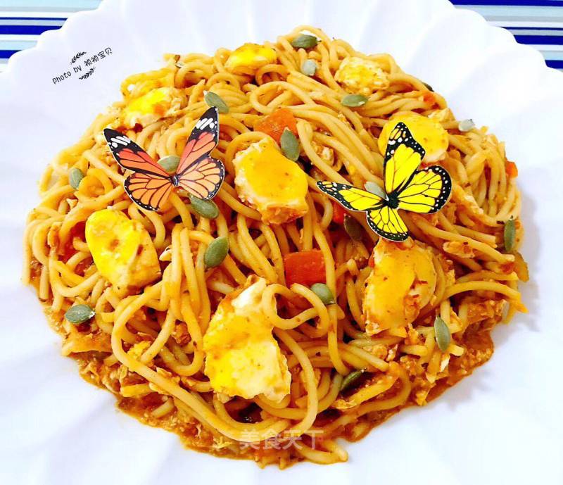 Spaghetti with Golden Egg Tomato Meat Sauce recipe