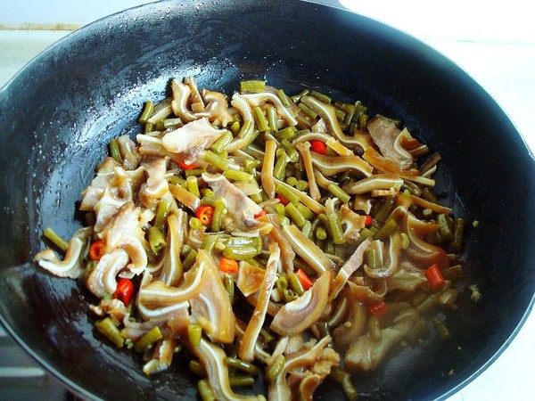 Fried Pork Ears with Capers recipe