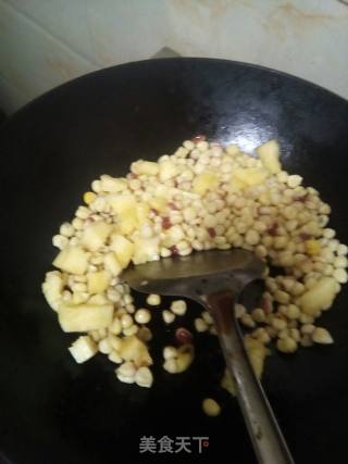 Stir-fried Corn with Pineapple recipe