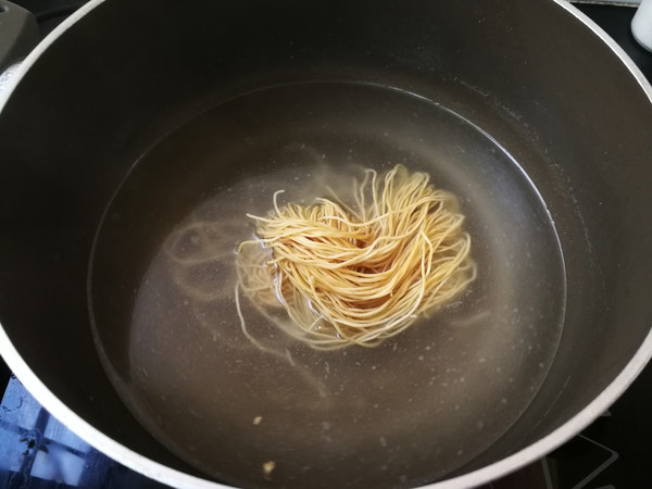 Celery Sea Urchin Ball Noodle Soup recipe