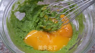 #trust之美# Spinach Chestnut Chiffon Cake recipe