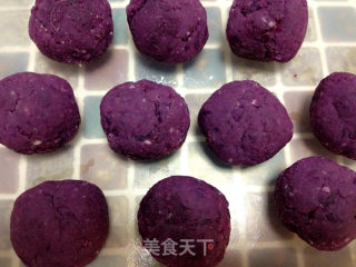 Cantonese Style Coconut Purple Sweet Potato Mooncake recipe