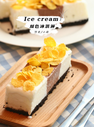 Two-color Ice Cream Cake