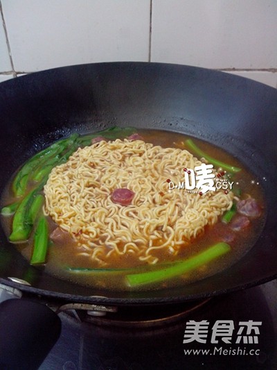 Cook Instant Noodles recipe