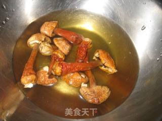 Stewed Chicken with Matsutake Mushroom recipe