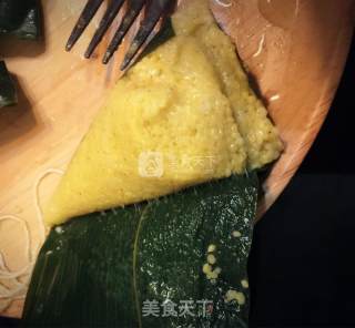 Zongzi for Dragon Boat Festival Yellow Zongzi recipe