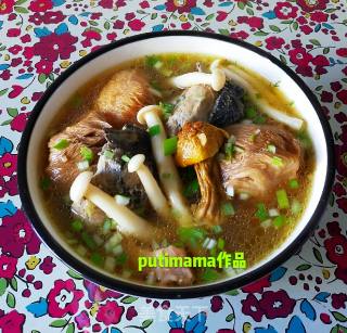 Mushroom Black Chicken Soup recipe