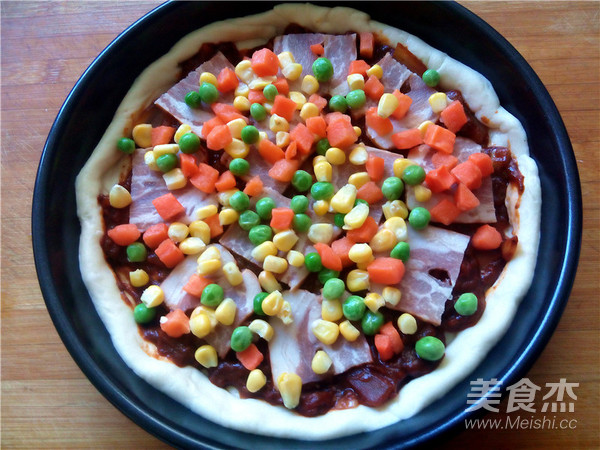 Pastoral Colorful Vegetable Bacon Pizza recipe