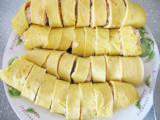 Egg Crust and Sticky Rice Roll recipe