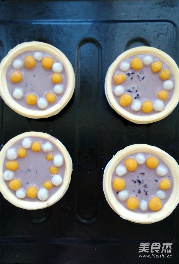 Lotus Purple Gold Pearl Tart recipe