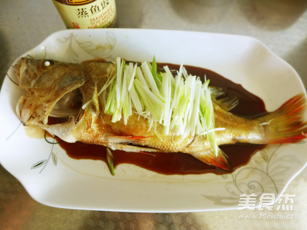 Steamed Red Tail Fish recipe