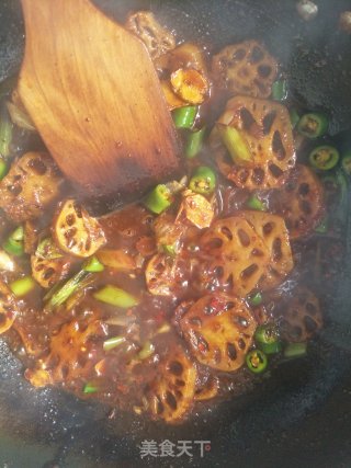 Twice-cooked Lotus Root Slices recipe