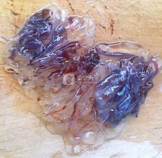 Jellyfish in Sesame Sauce Bath recipe