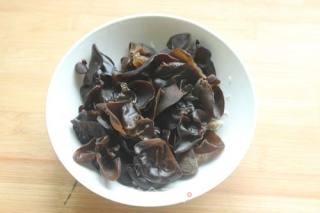 #凉饭菜#black Fungus Mixed with Shrimp Skin recipe