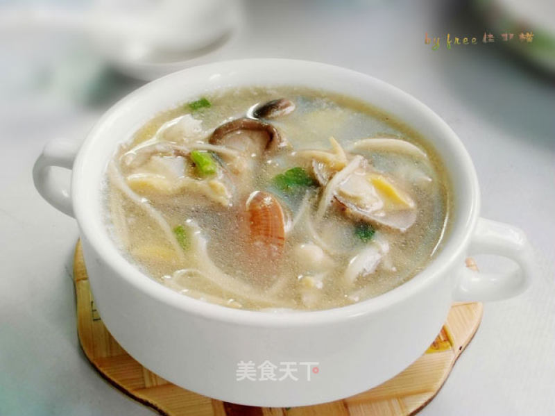 Nourishing Yin and Calming Liver Fire--mushroom, Flower and Clam Soup recipe