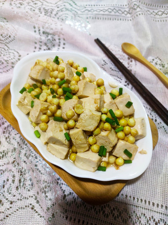 Braised Tofu with Chicken Head and Rice recipe