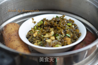 Steamed Fish Cubes with Sauerkraut recipe
