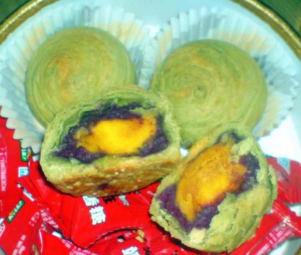 Matcha Purple Sweet Potato Yolk Crisp recipe