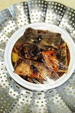 Steamed Cured Fish with Tempeh (attached: Method of Marinating Cured Fish with Deep-sea Fish) recipe