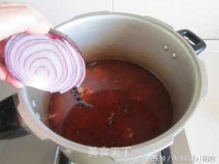 Beef Tendon Stewed with White Radish recipe